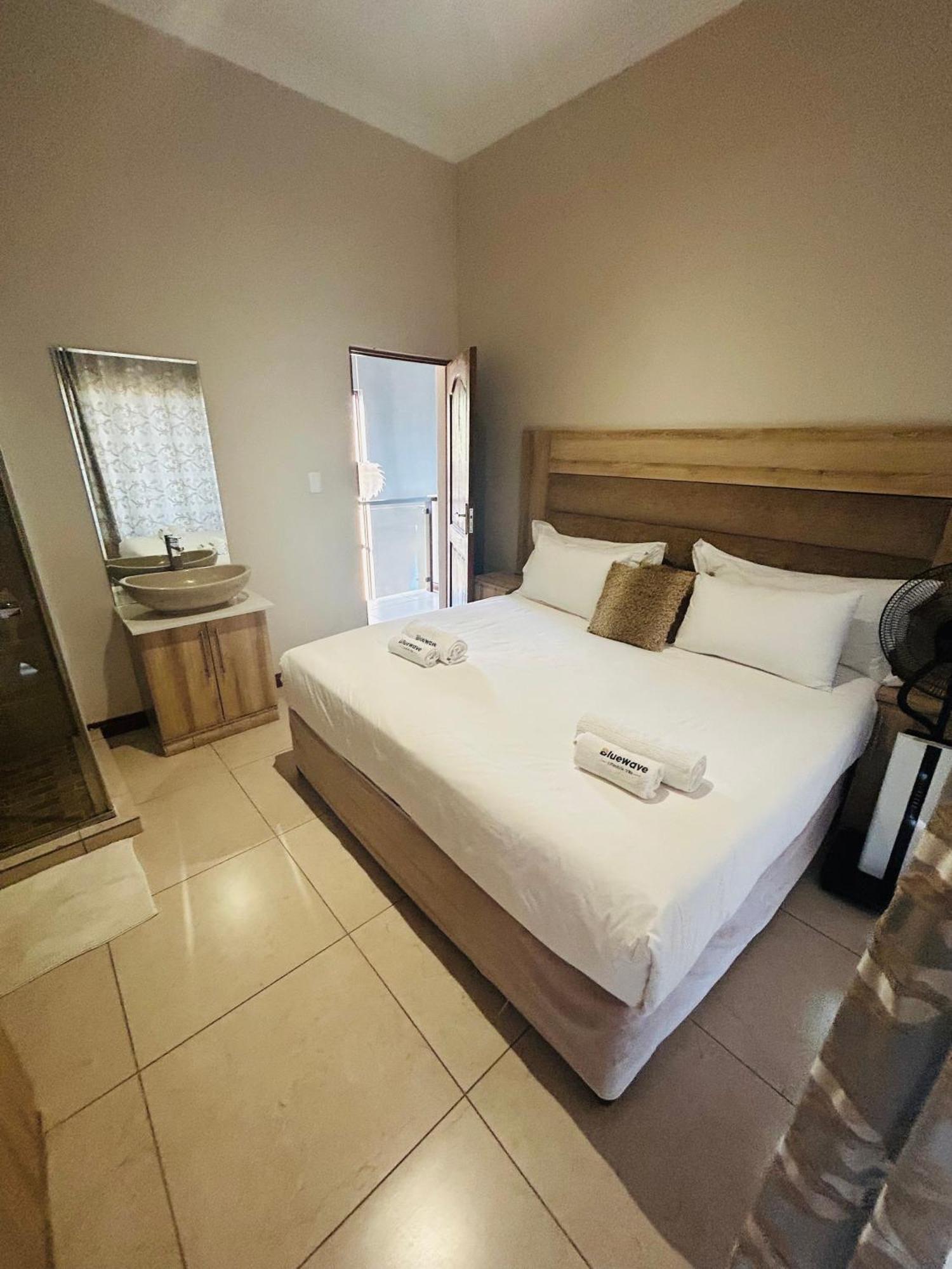Bluewave Lifestyle Villa Hartbeespoort Kültér fotó