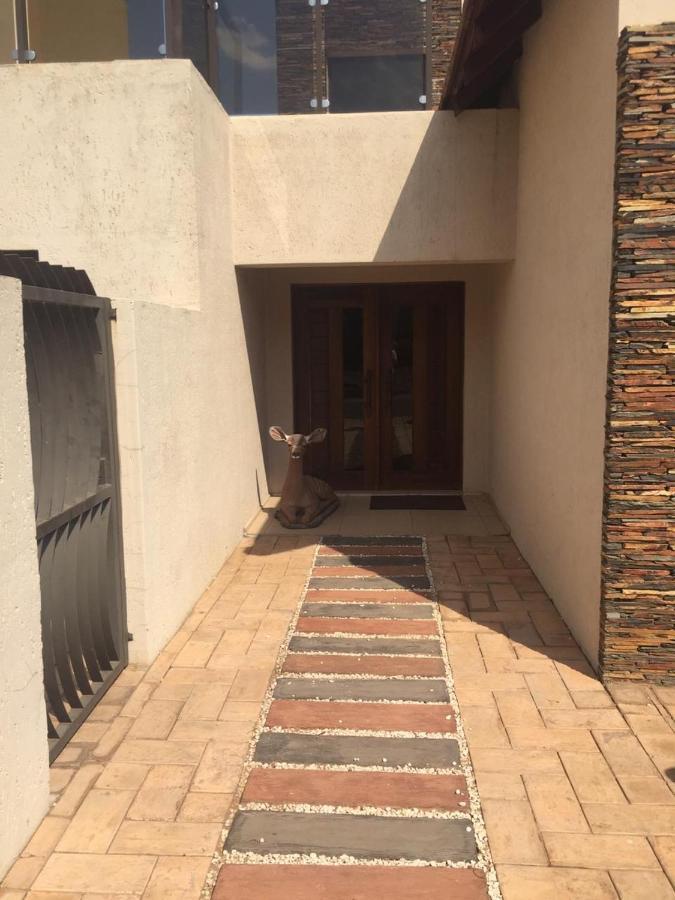 Bluewave Lifestyle Villa Hartbeespoort Kültér fotó