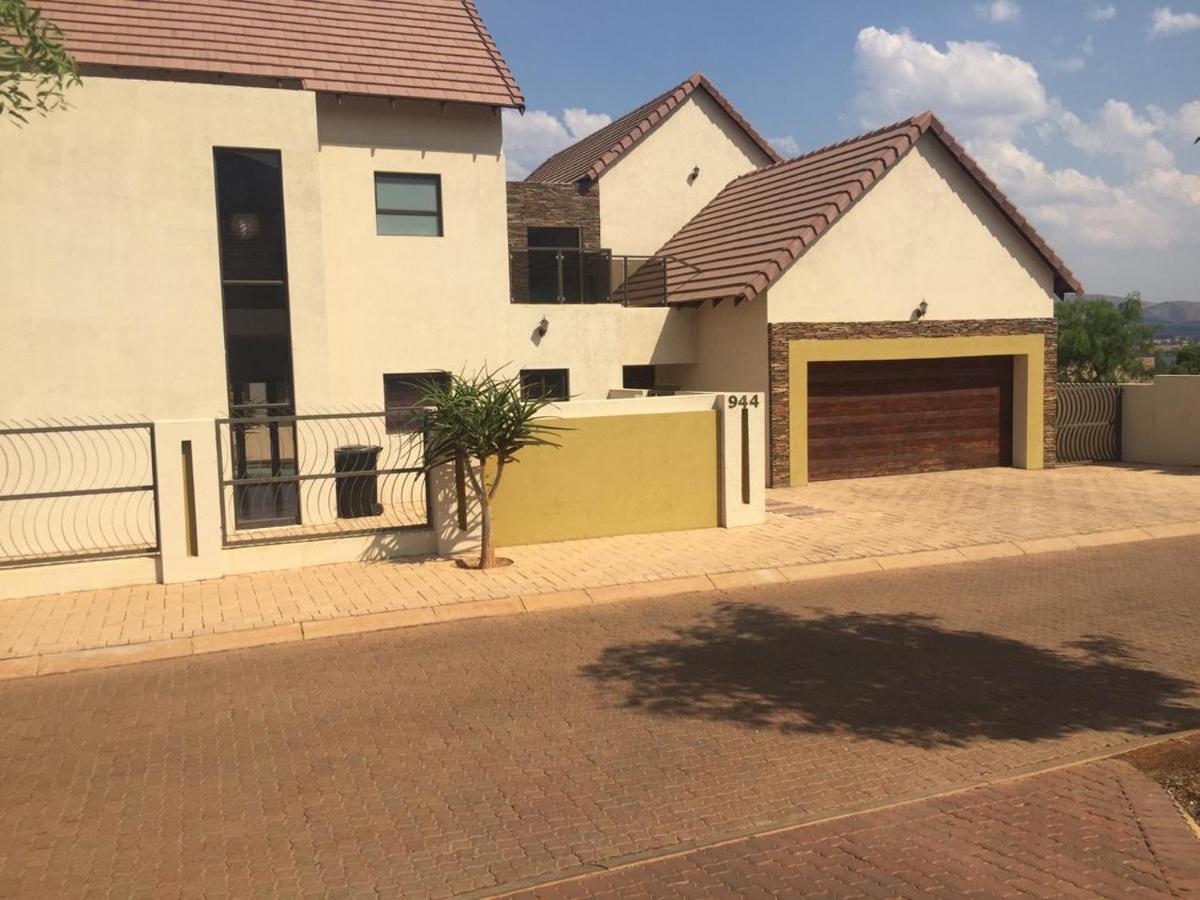 Bluewave Lifestyle Villa Hartbeespoort Kültér fotó